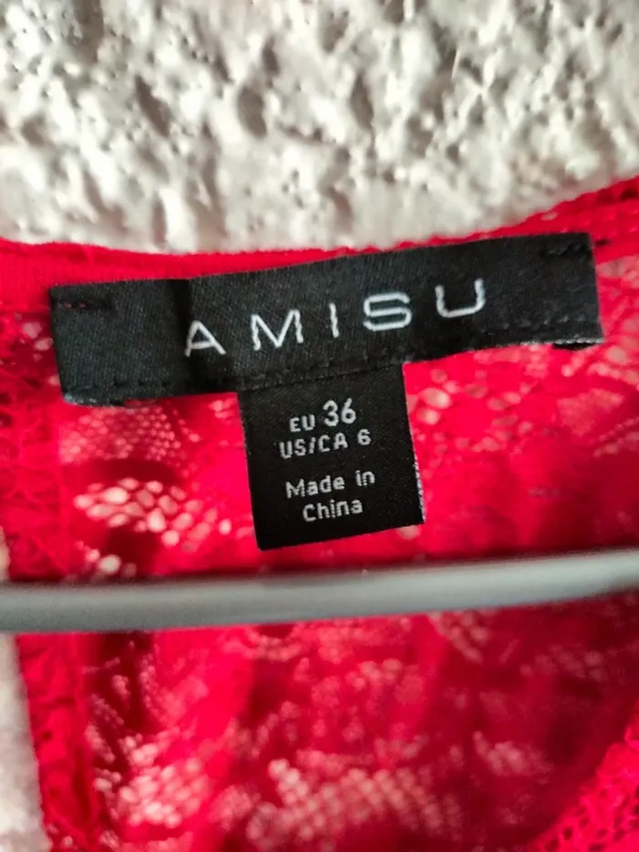 Robe courte moulante rouge en dentelle T 36 - photo numéro 7
