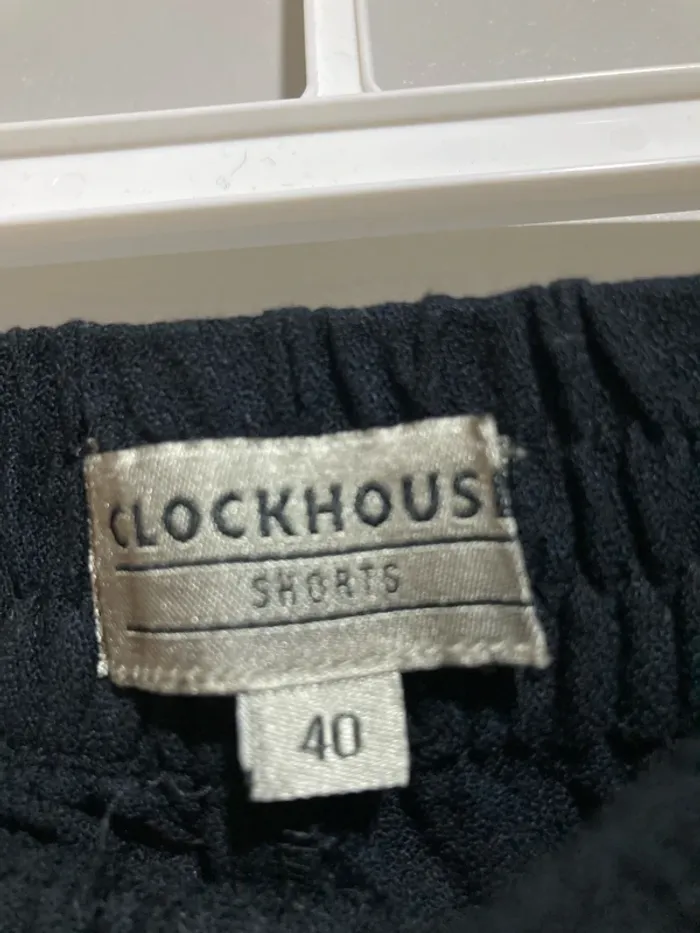 Short noir taille haute Clockhouse C&A– Taille 40 - photo numéro 7