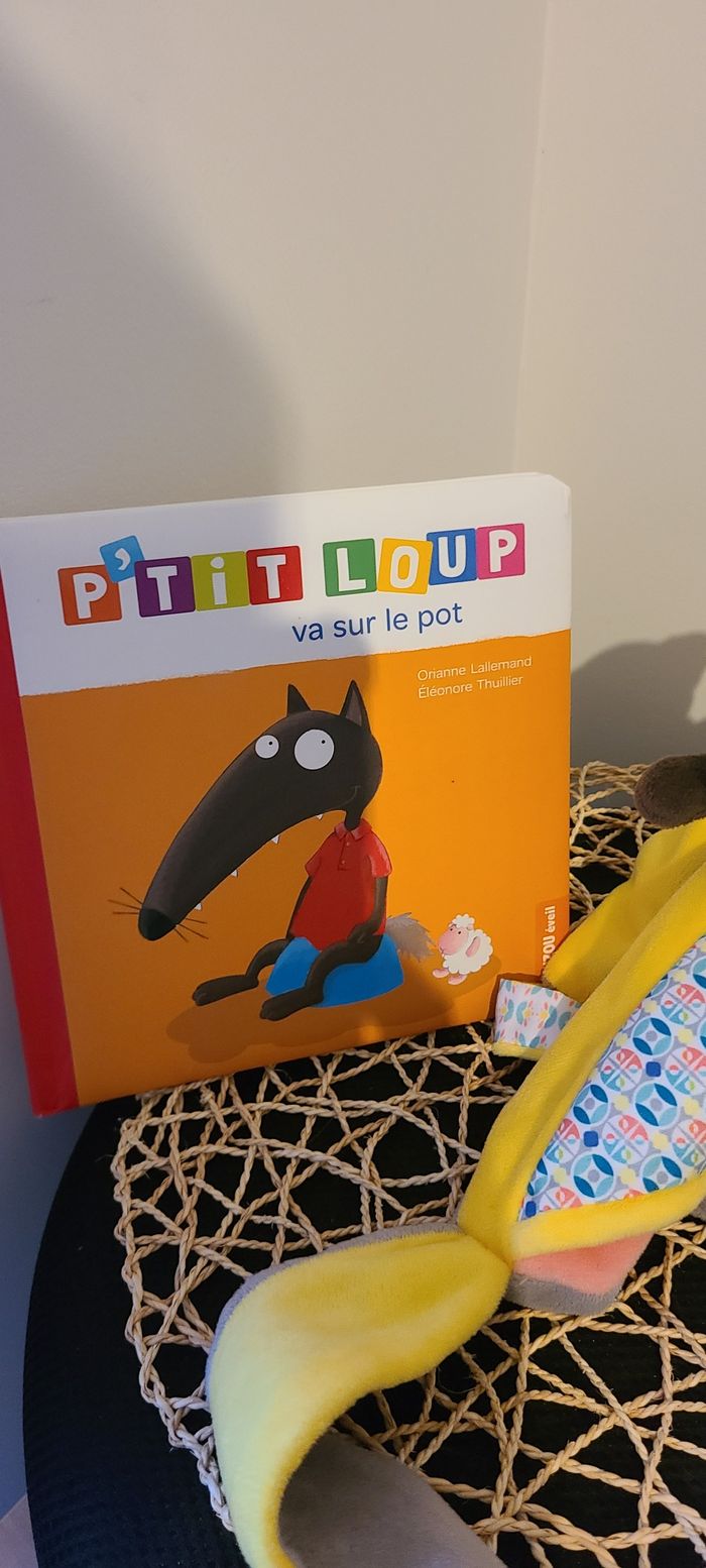 Livre P'tit Loup - P'tit loup va sur le pot - photo numéro 2