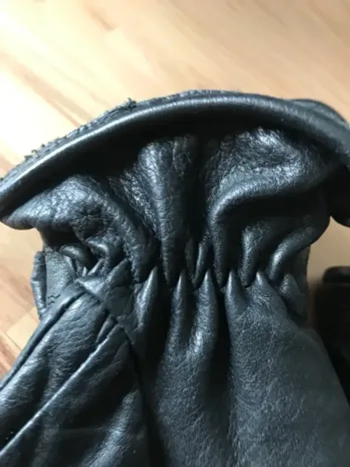 gants cuir marque shilton noir homme S logo sur un doigt - photo numéro 3