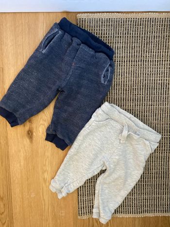 Lot 2 jogging bébé 9 mois