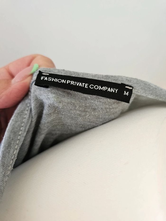 T-shirt taille M - photo numéro 3