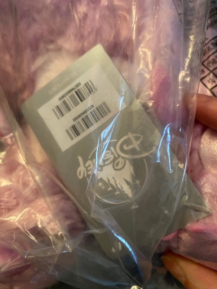 Peluche Stitch Sakura 2025 - photo numéro 3