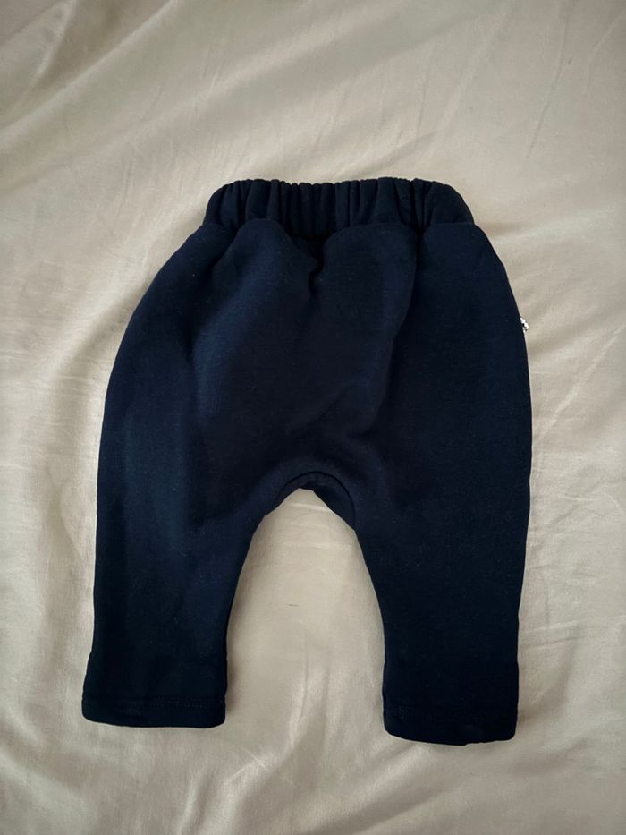Pantalon 1 mois - photo numéro 3