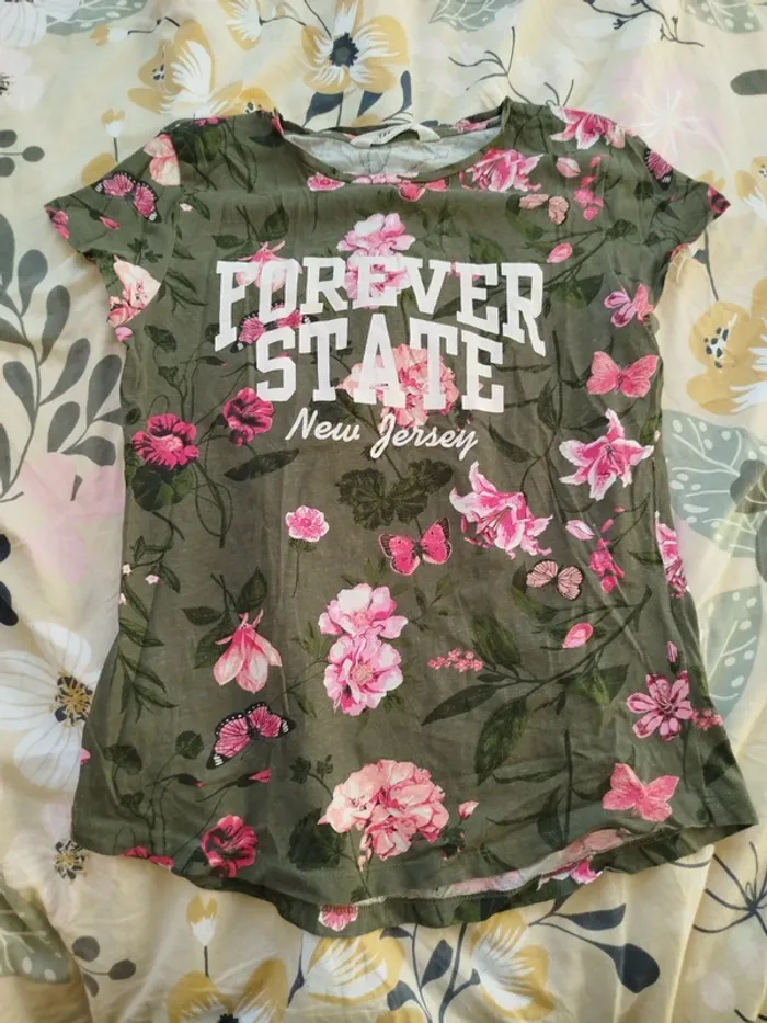 Tee shirt