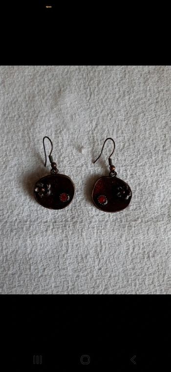 Boucles d'oreilles rouges