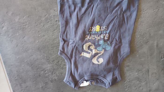 Lot de t-shirt 12 mois - photo numéro 8