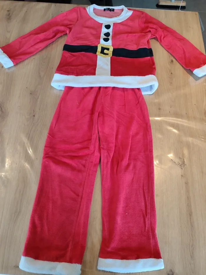 Pyjama de Noél 6-7 ans