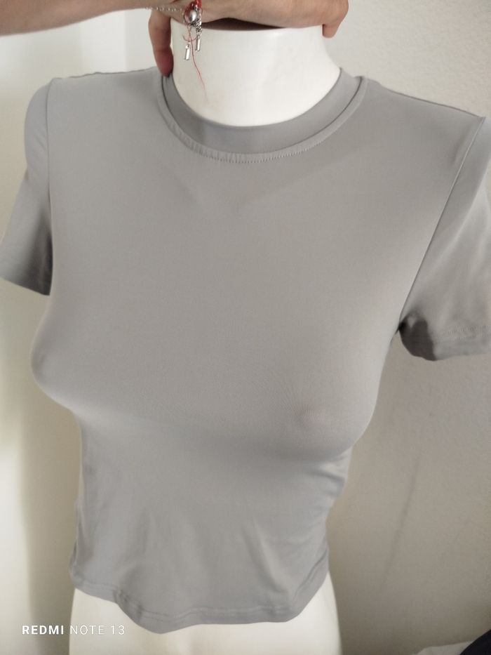 #kytieXSfemme. Tee-shirt court manches courtes taille XS - photo numéro 5