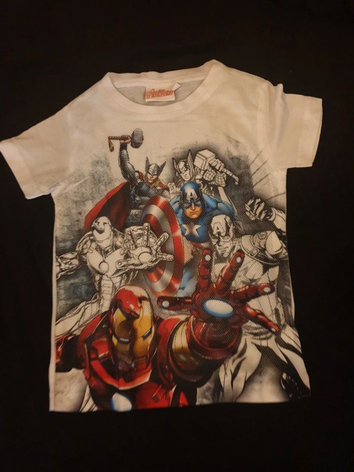 Tee-shirt Avengers - photo numéro 2