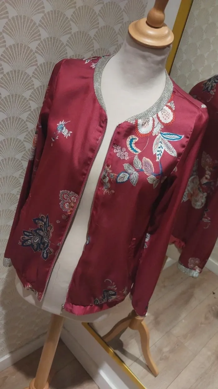 Veste fine style bomber satiné à motif - photo numéro 2