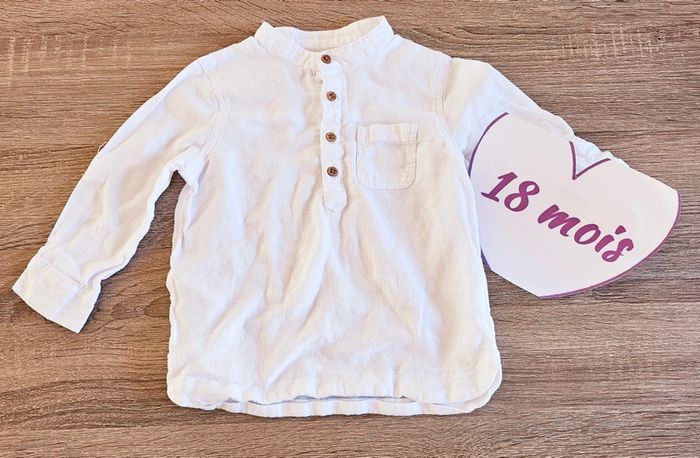 Chemise taille 18 mois