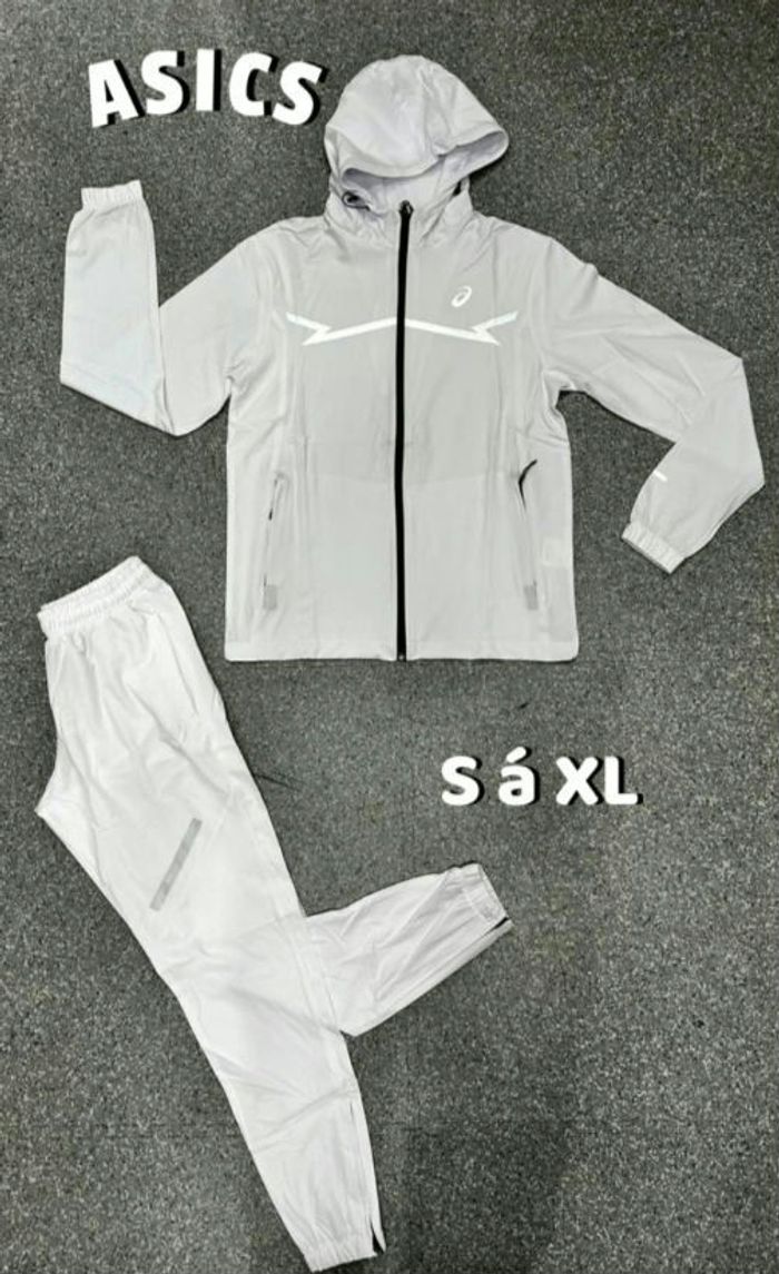 Asics ensemble - photo numéro 4