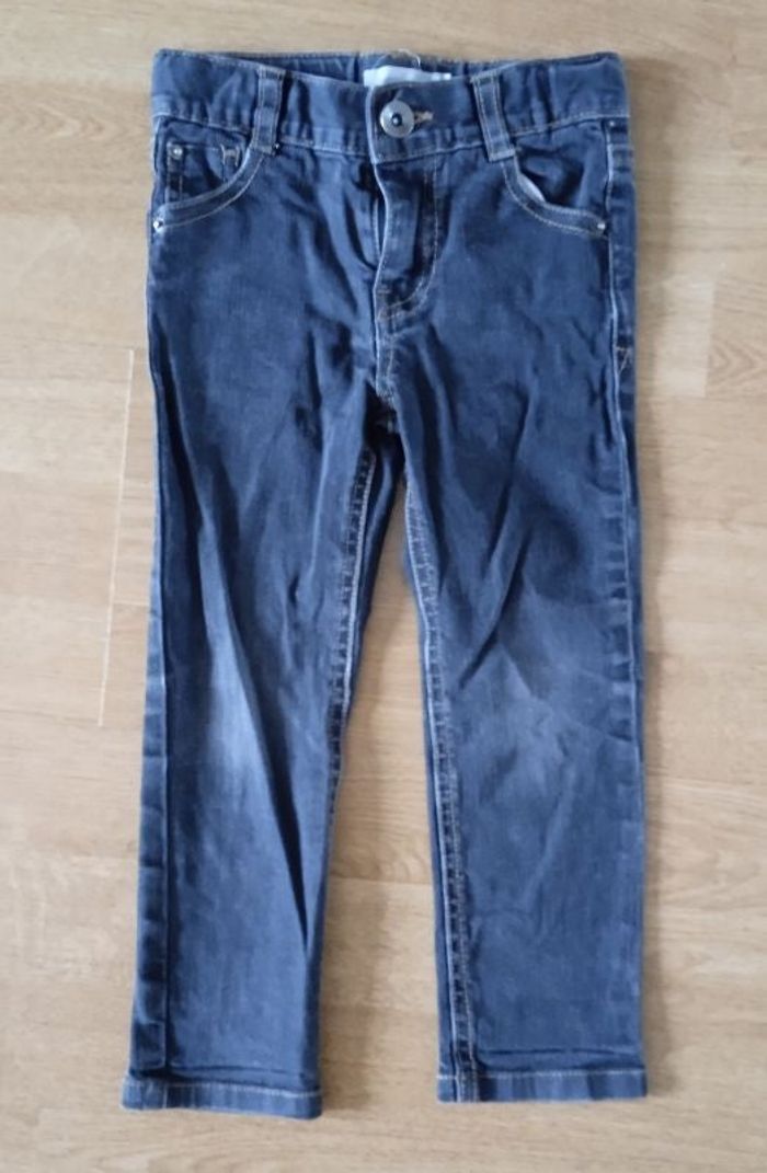 Jean slim 36 mois ou 3 ans
