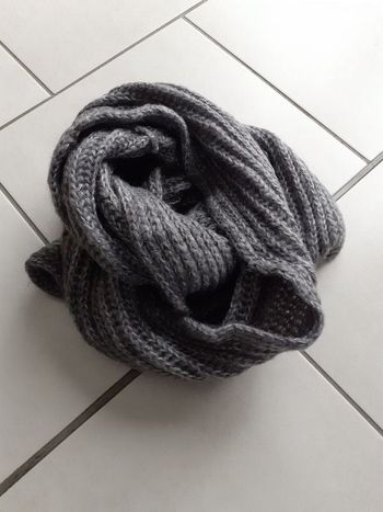 Snood gris