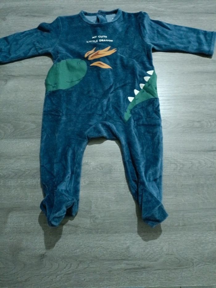 Grenouillère bébé 6 mois - Kiabi - Crocodile - Velours - photo numéro 2