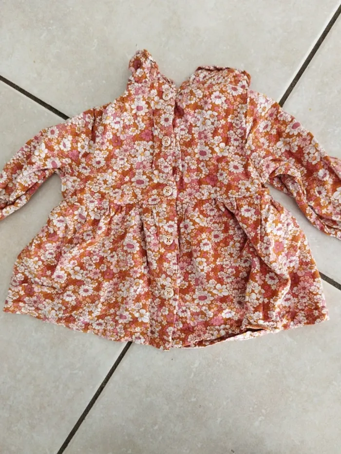 Blouse fleurie - photo numéro 2
