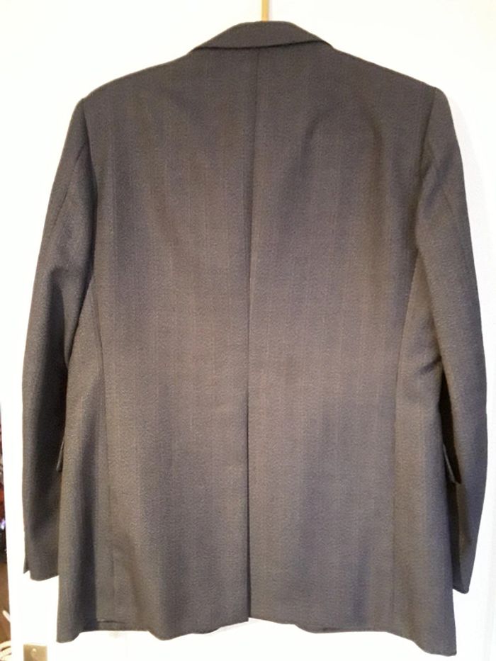 Costume homme. - photo numéro 2