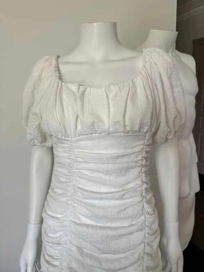 Robe femme - photo numéro 2