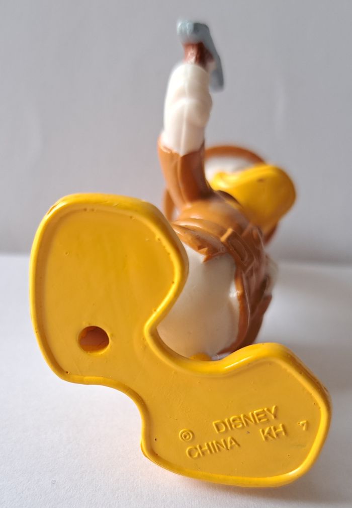 Figurine Disney Donald Duck explorateur - photo numéro 3