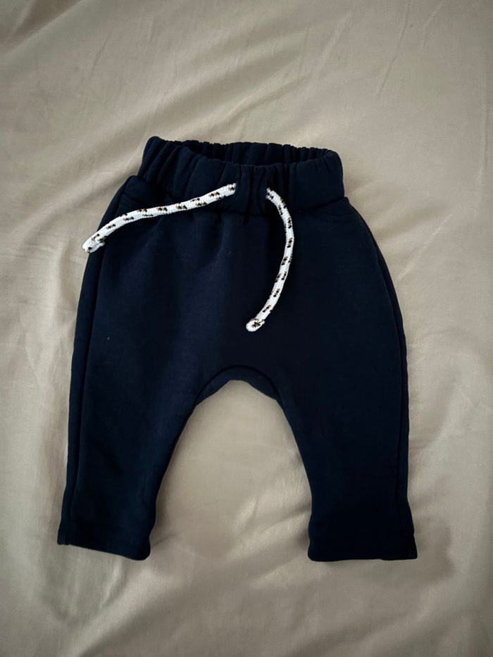Pantalon 1 mois - photo numéro 1