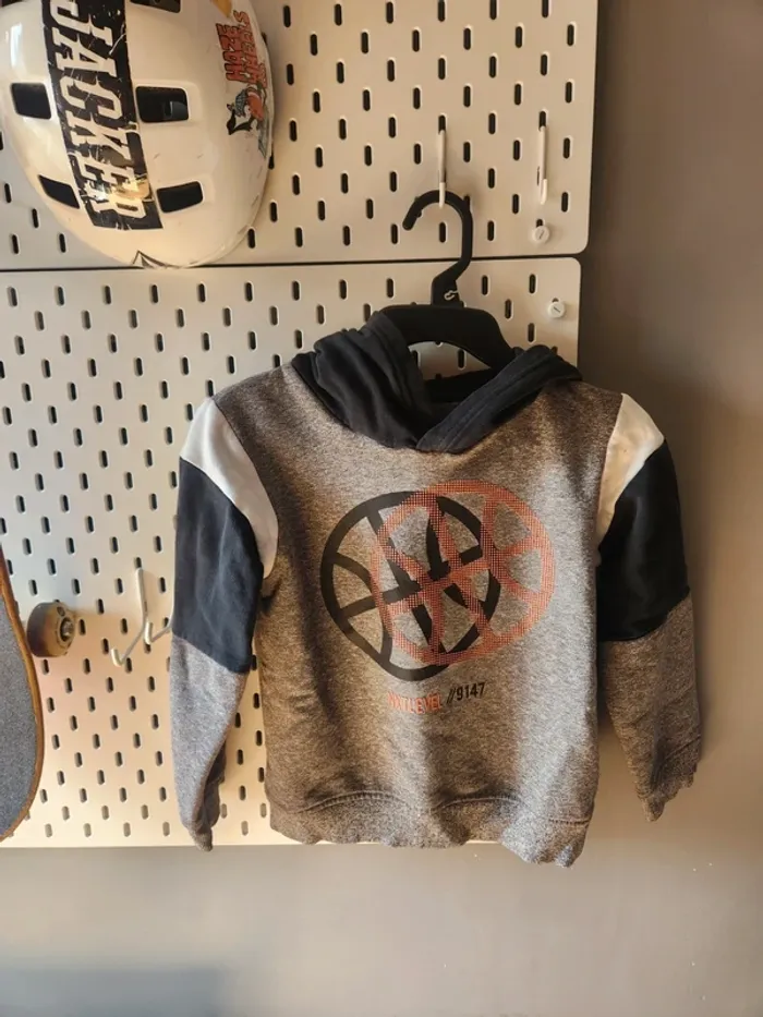 Sweat a capuche gemo