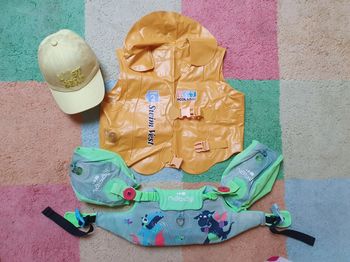Lot  brassards-ceinture + bouée + casquette- 3-5 ans - Garçon
