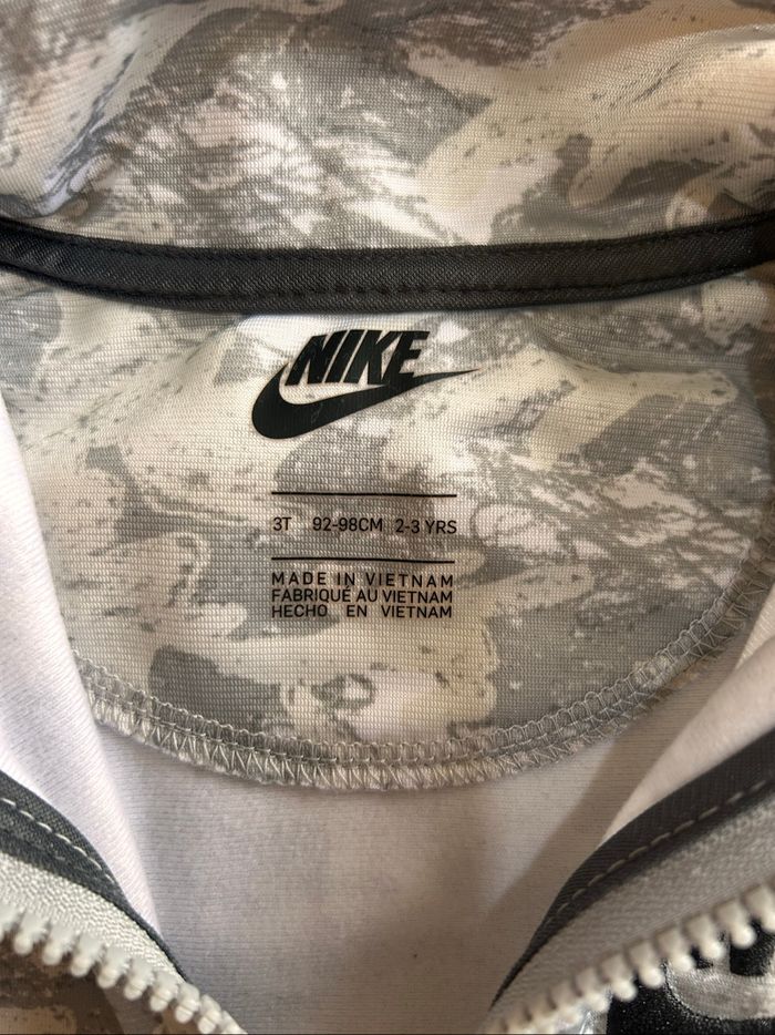 Ensemble Nike t2-3ans - photo numéro 2