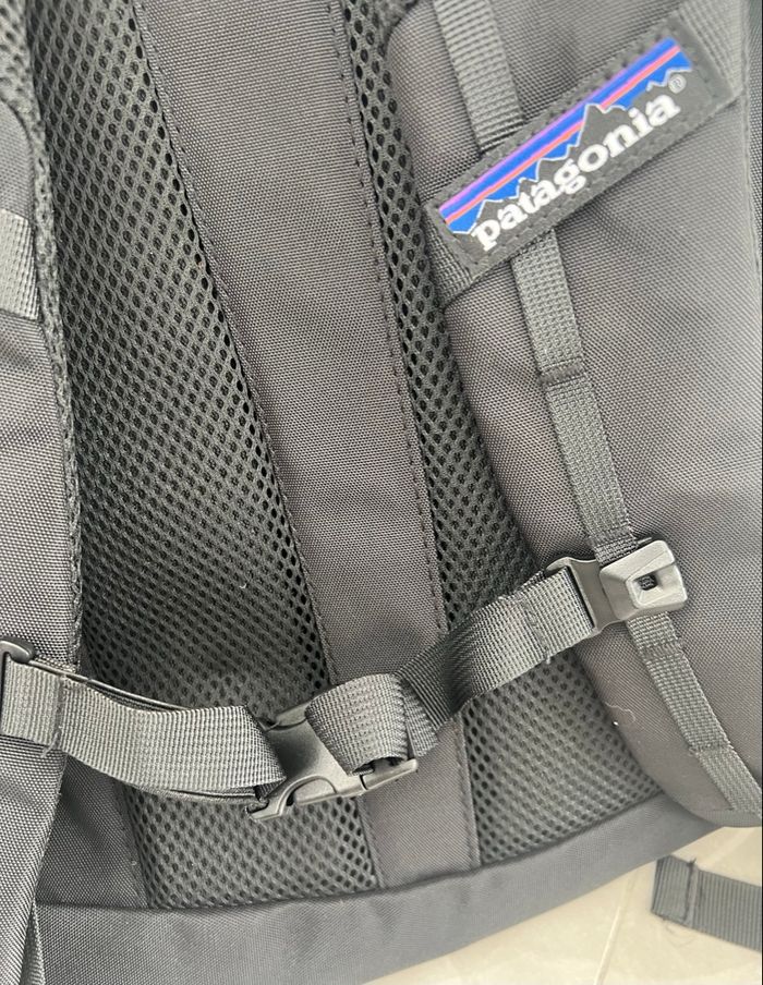 Sac à dos Patagonia noir de randonnée - photo numéro 8