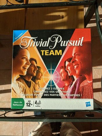 Trivial pursuit team hasbro