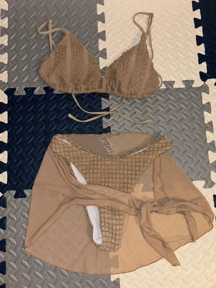 Lot 3 pièces Ensemble de plage marron triangle, tanga et paréo