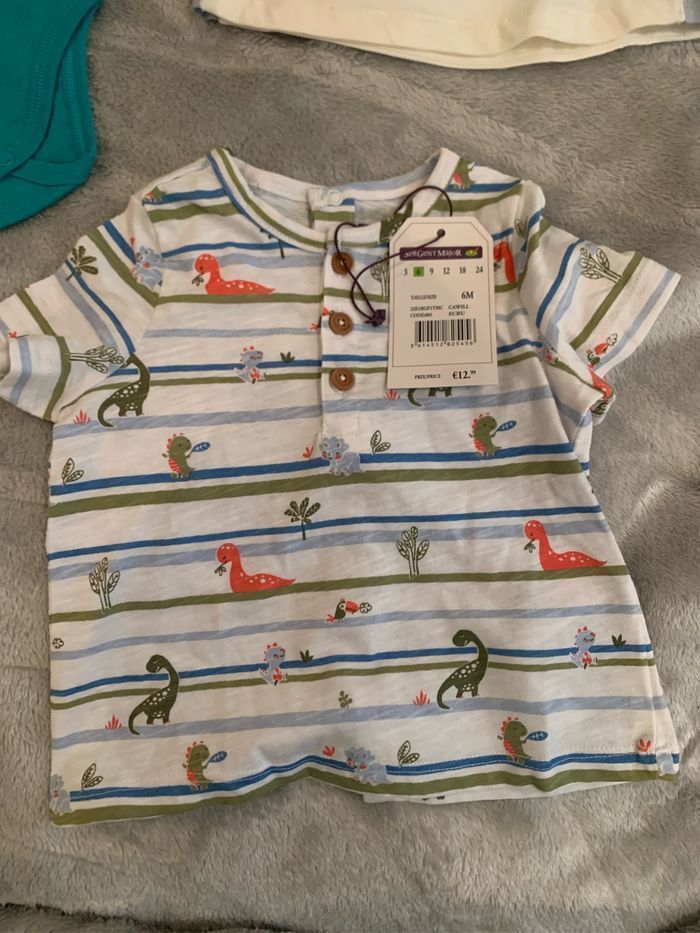 Lot t-shirt. garçon neuf - photo numéro 4