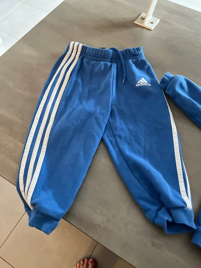 Ensemble Adidas - photo numéro 2