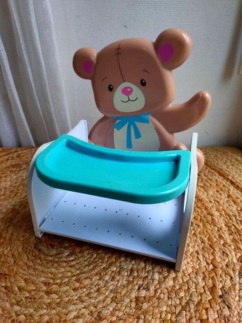 Chaise rehausseur poupée ourson 