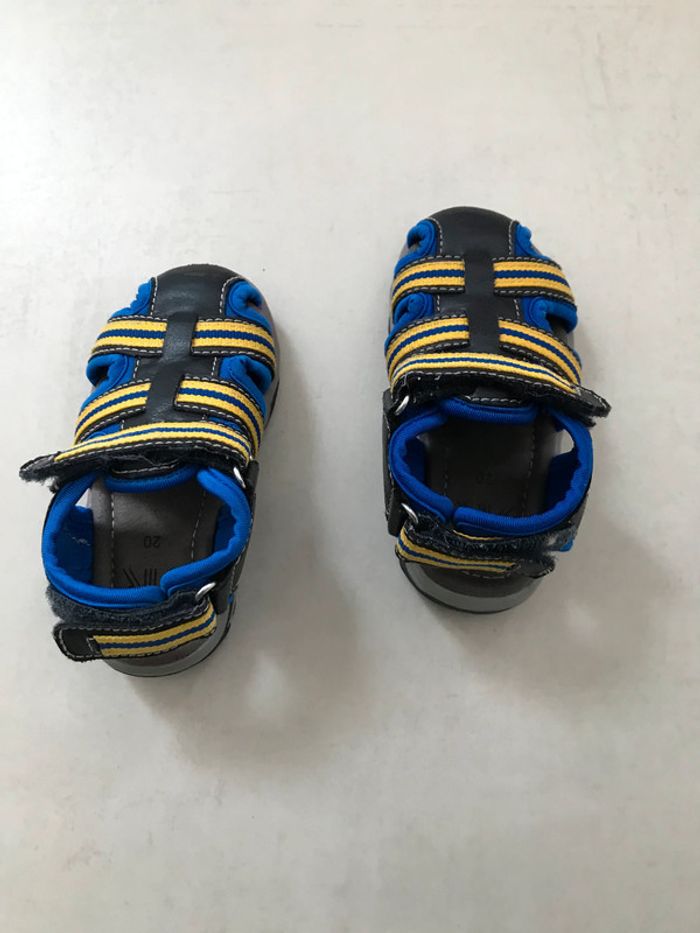 Sandales La redoute taille 20 - photo numéro 3