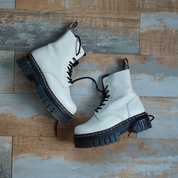 Dr.martens boots audrick a plateforme couleur taupe taille 38