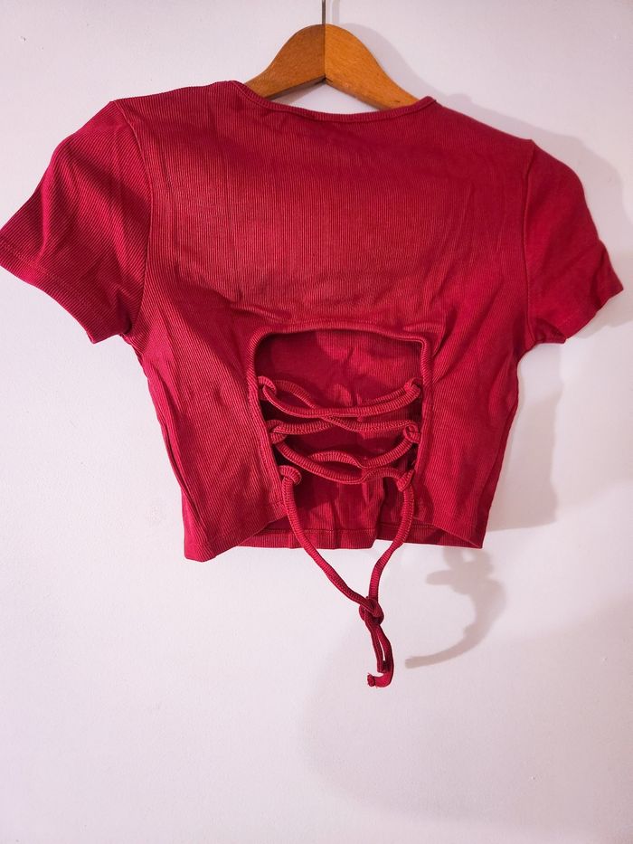 T-shirt haut court neuf - photo numéro 1