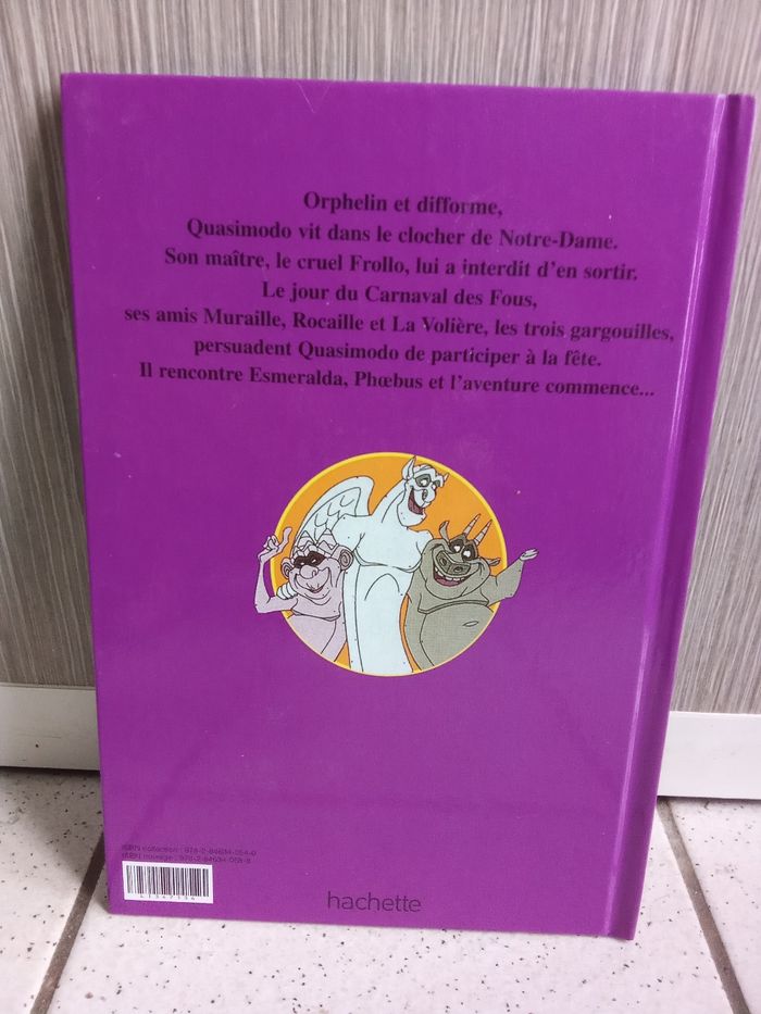 Livre Disney club du livre le bossu de notre dame - photo numéro 2