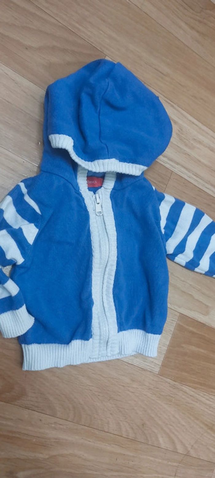 Veste taille 3 mois jamais portée