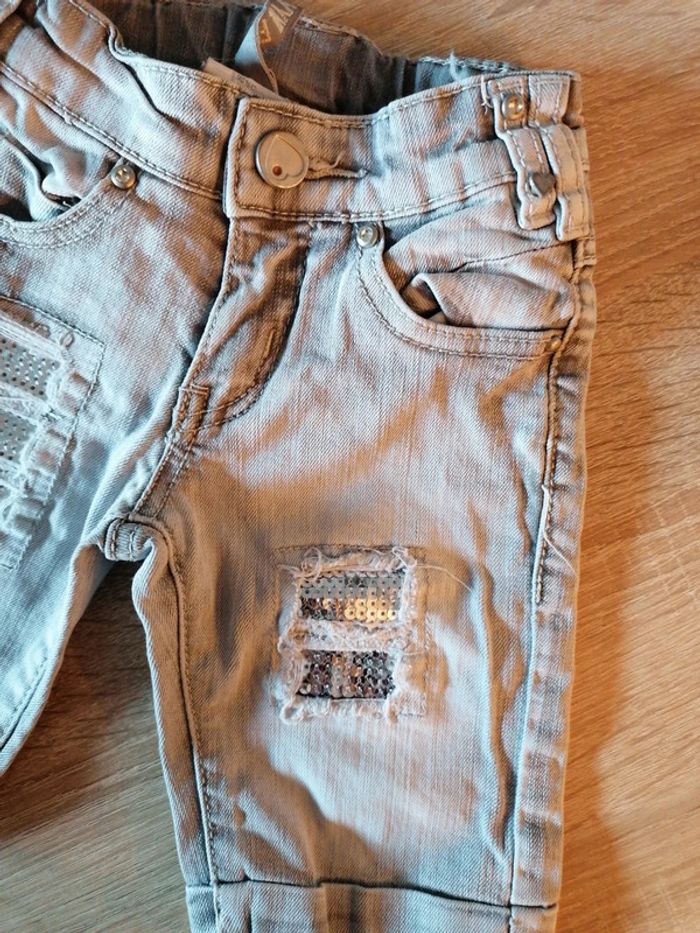 Short gris vynil fraise 24mois - photo numéro 2