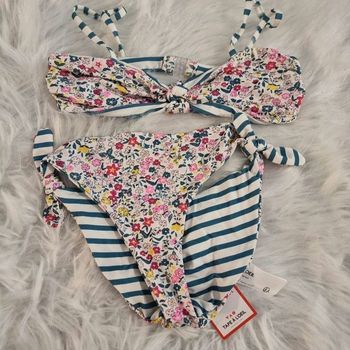 Neuf (non porté) 🤩😍🩷superbe maillot de bain reversible 8 ans fille 🩷🤩😍