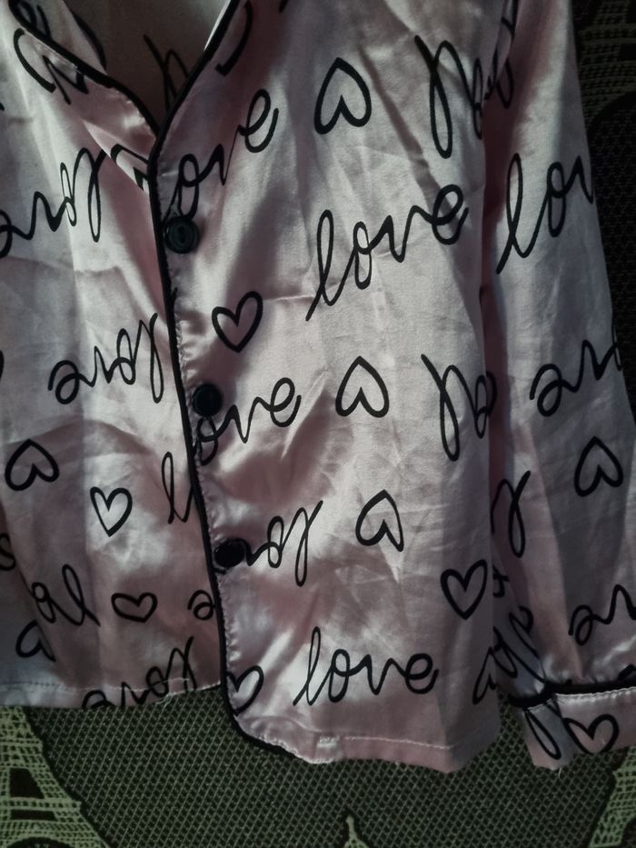 Chemise de pyjama effet satin 5ans - photo numéro 2