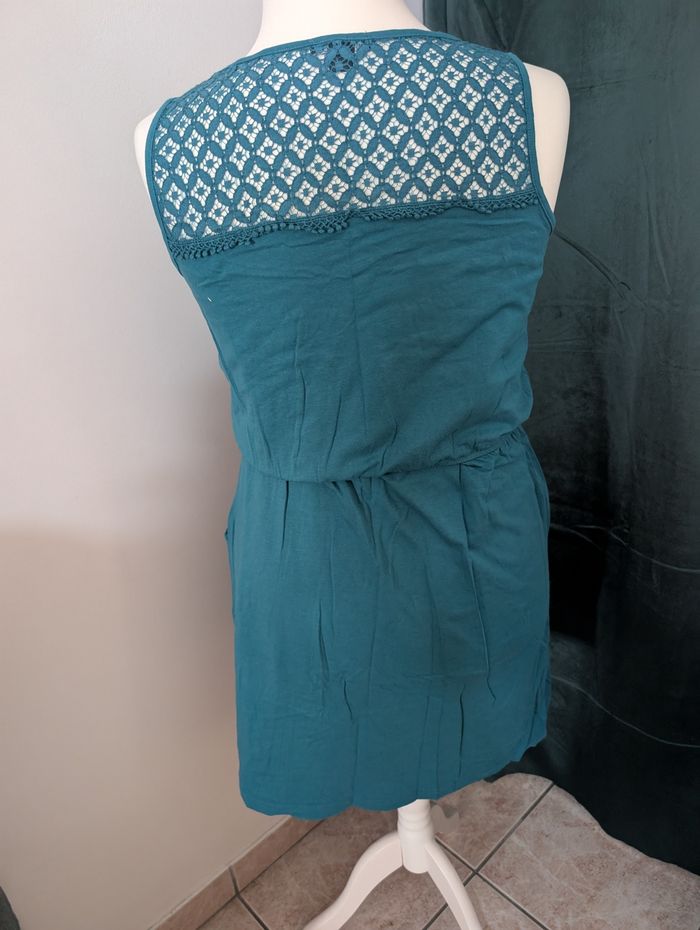 Robe 44 - photo numéro 3