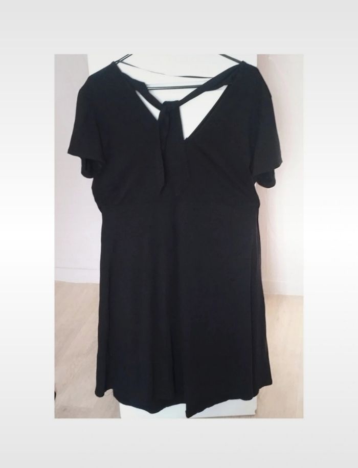 Robe noire mi-longue Kiabi T.XL