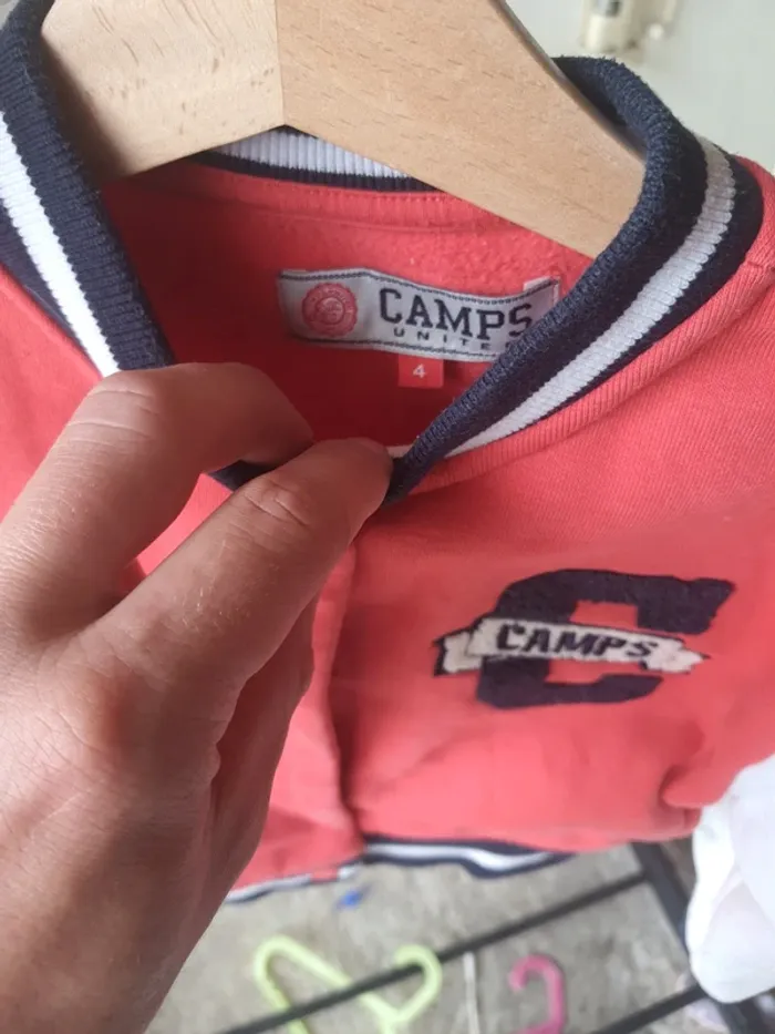Pull 4ans - photo numéro 2