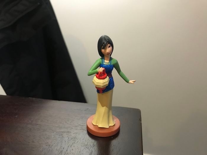 Figurine princesse Mulan disney