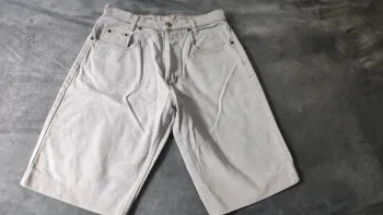 Bermuda en jeans taille 42