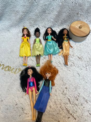 Lot de 6 barbie - Disney
