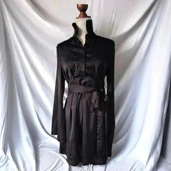 Robe noir effet satin manche large🌹 L🌹