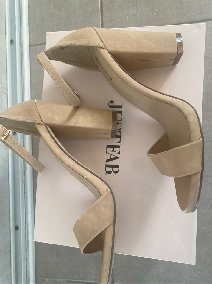 Chaussures à talons beige - photo numéro 8